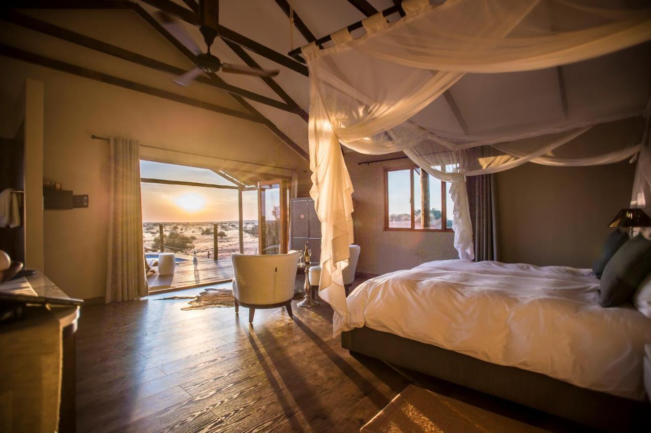 Bagatelle Kalahari Game Ranch Villa Hardap Buitenkant foto