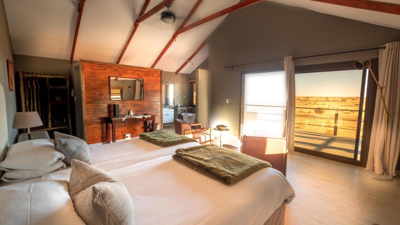 Bagatelle Kalahari Game Ranch Villa Hardap Buitenkant foto